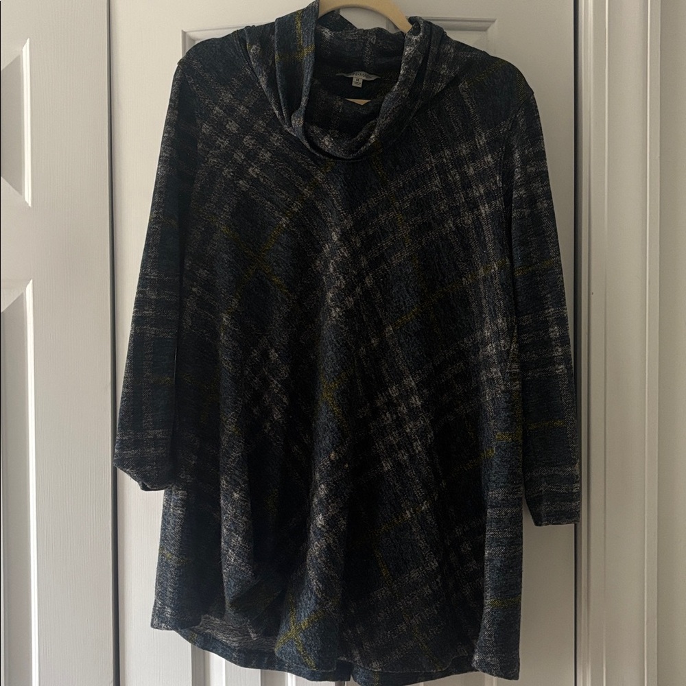 John Mark Plaid Cowl Neck Tunic - Black and Gray